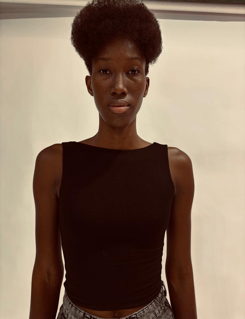 Ashara SOURABIÉ, digital face de face